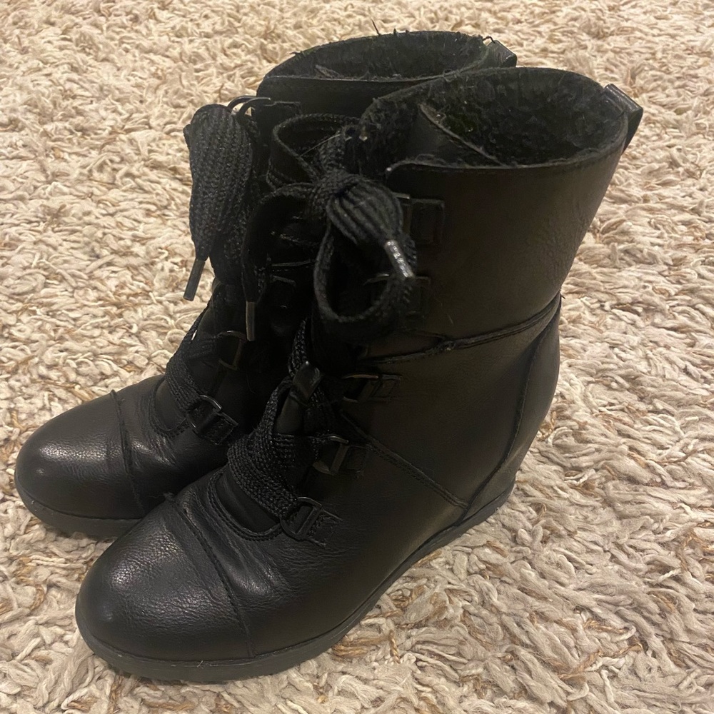 Women's Black Lace Up High Heel Boots